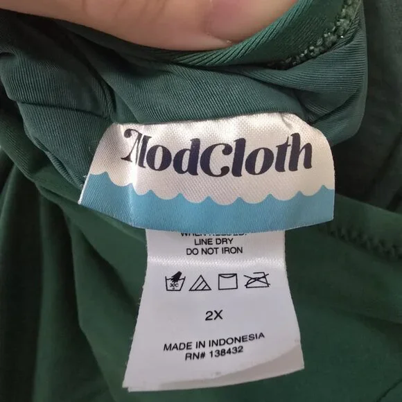 Modcloth Susan Green Button One Piece Swimsuit - Picture 5 of 5